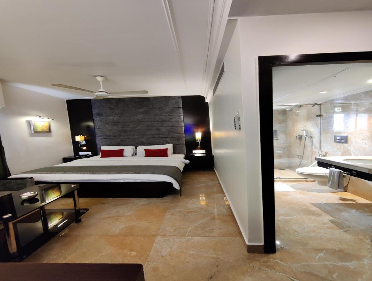 The Samilton Hotel Calcutta Eksteriør billede