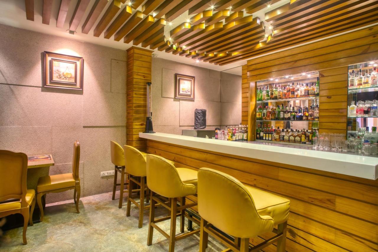 The Samilton Hotel Calcutta Eksteriør billede